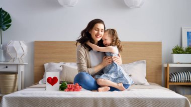 Anneler Günün kutlu olsun.!