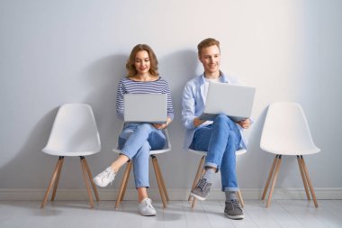 Çift bir dizüstü bilgisayar kullanarak