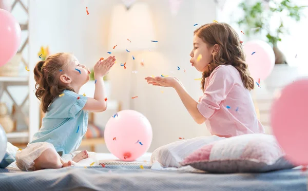 Fiesta en casa — Foto de Stock