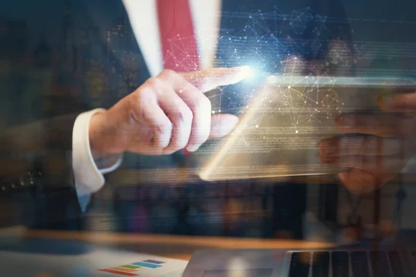 Businessman using tablet. — Stock Photo, Image