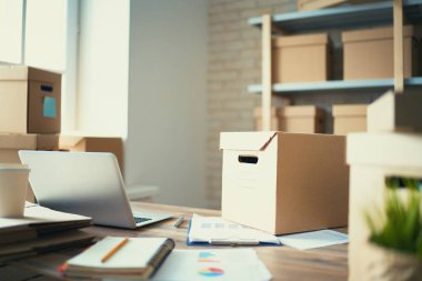 Çevrimiçi satıcı için depo.