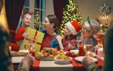 Aile Noel kutlaması