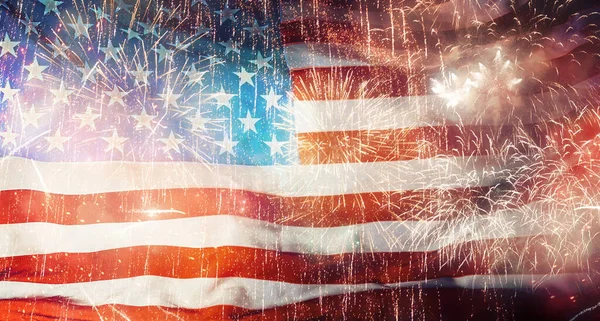 Patriotisk Högtid Usa Firar Den Juli Amerikansk Flagga Bakgrund Fyrverkerier — Stockfoto