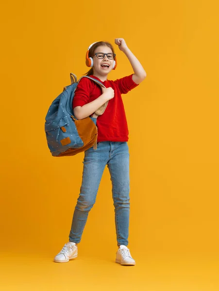 Okula Dön Mutlu Şirin Çalışkan Bir Çocuk Duvar Kağıdının Arka — Stok fotoğraf