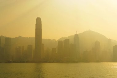 Güzellik güneş ışığı görünümü modern şehir üzerinde