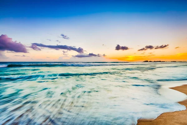 海に沈む夕日 素晴らしい風景 スリランカ — ストック写真