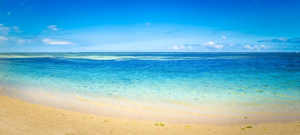 Tropische Wolmar Zandstrand Zonnige Dag Mooi Landschap Panorama Mauritius — Stockfoto