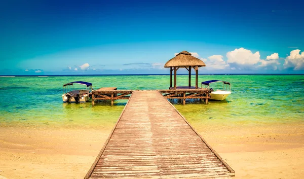 Spiaggia Tropicale Sabbia Wolmar Nella Giornata Sole Molo Primo Piano — Foto Stock