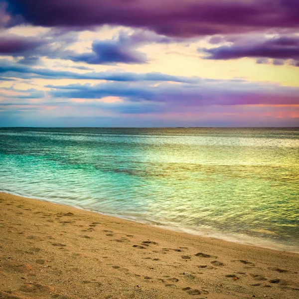 Vista Para Mar Pôr Sol Paisagem Incrível Bela Praia Areia — Fotografia de Stock