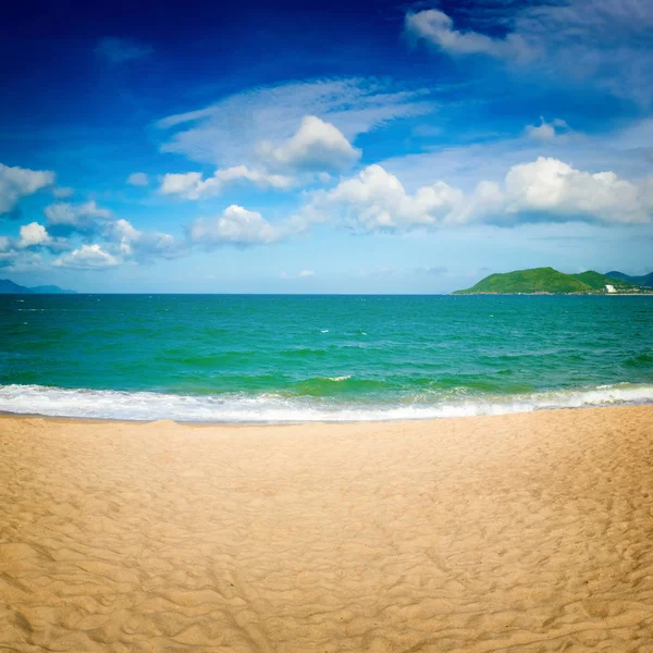 Vista Panorâmica Praia Nha Trang Dia Ensolarado Bela Paisagem Tropical — Fotografia de Stock