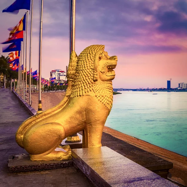 Phnom Penh Riverside Sunrise Cambodia — Stock Photo, Image