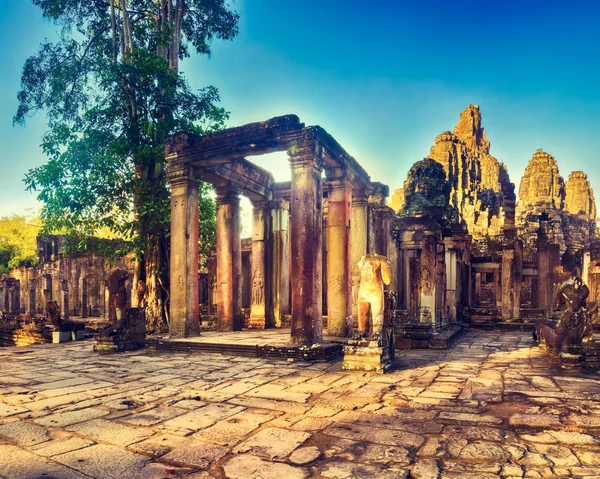 Templo Bayon Angkor Thom Por Mañana Siem Reap Camboya — Foto de Stock
