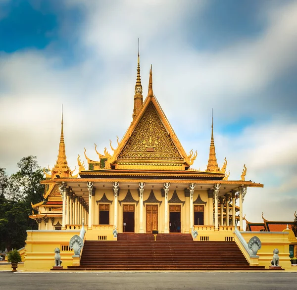 Sala Trono Dentro Complexo Palácio Real Phnom Penh Camboja Monumento — Fotografia de Stock