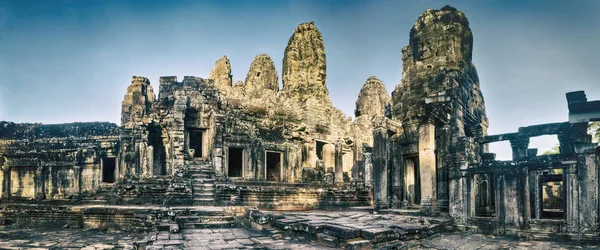 Templo Bayon Angkor Thom Hora Manhã Siem Reap Camboja Panorama — Fotografia de Stock