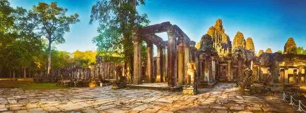 Bajon Templom Angkor Thom Reggel Időben Siem Reap Kambodzsa Panoráma — Stock Fotó