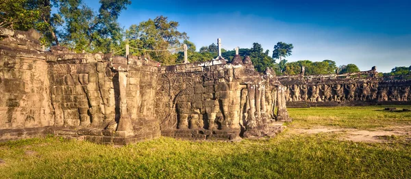 Basreliéf Terasa Slonů Angkor Thom Chrámového Komplexu Living Quarters Kambodža — Stock fotografie