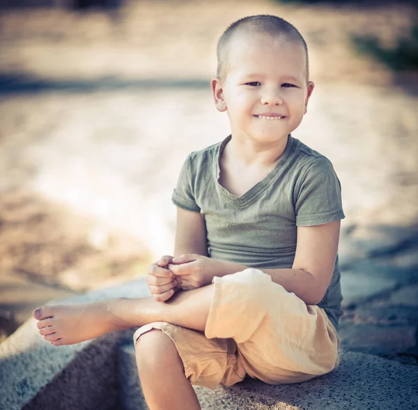 Outdoor portrait of cute little boy — Stock Photo, Image