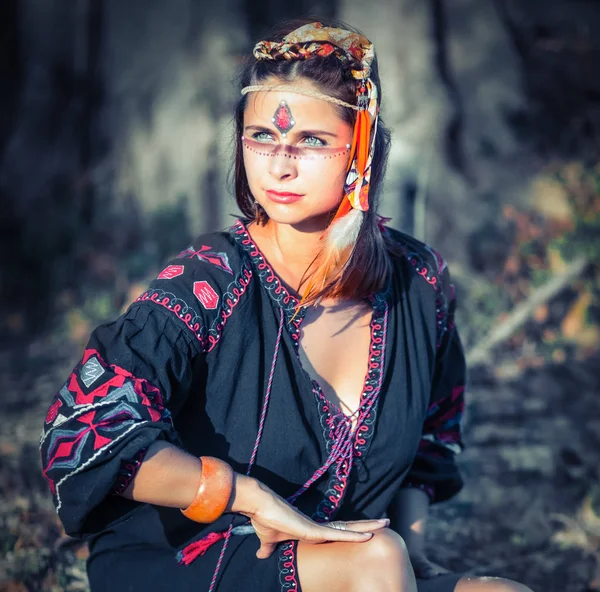 Portrait of a beautiful ethnic woman — Stock Photo, Image