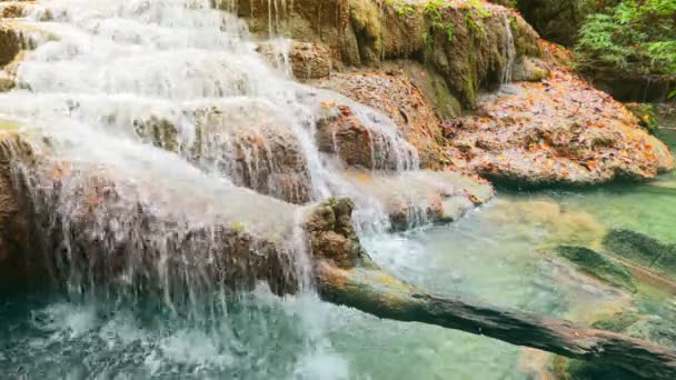 Vackert Vattenfall Vid Erawan Nationalpark Kanchanaburi Provinsen Västra Thailand Slow — Stockvideo