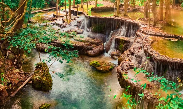 Prachtige waterval Huai Mae Khamin, Thailand — Stockfoto