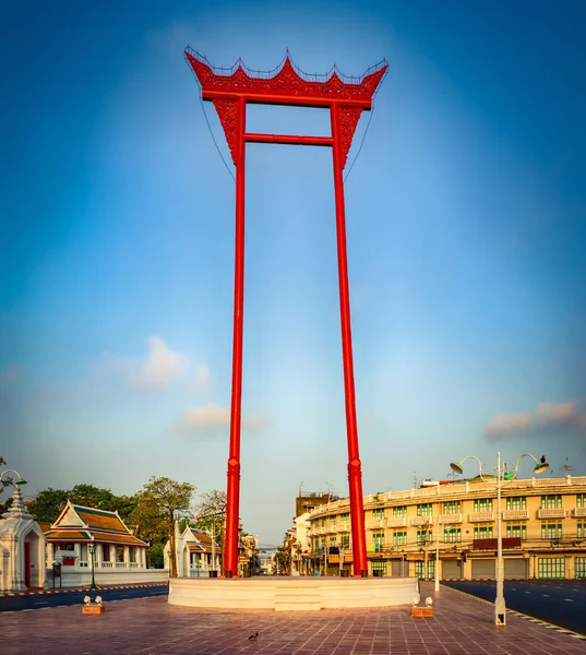 Estrutura religiosa Giant Swing, Bangkok, Tailândia — Fotografia de Stock