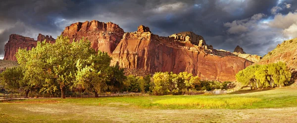 Fruita Старі Мормонів Поселення Capitol Риф Національний Парк Штат Юта — стокове фото