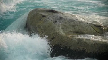 Çalışırken dalga, ağır çekim