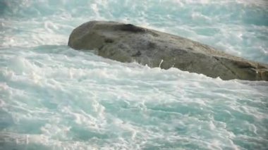 Çalışırken dalga, ağır çekim