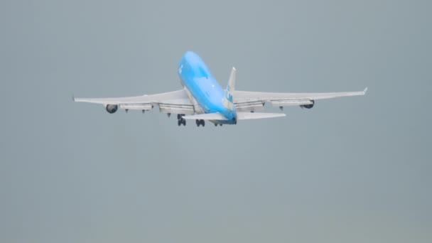 KLM Boeing 747 descolagem — Vídeo de Stock