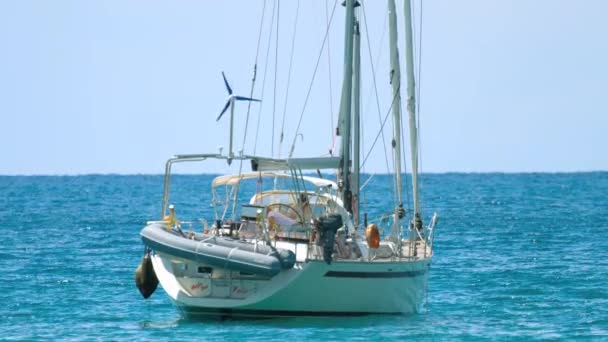 普吉岛附近的游艇锚地 — 图库视频影像