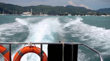 Chalong Bay, Phuket kalkış sürat teknesi