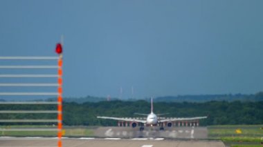 Airberlin Airbus 330 kalkış