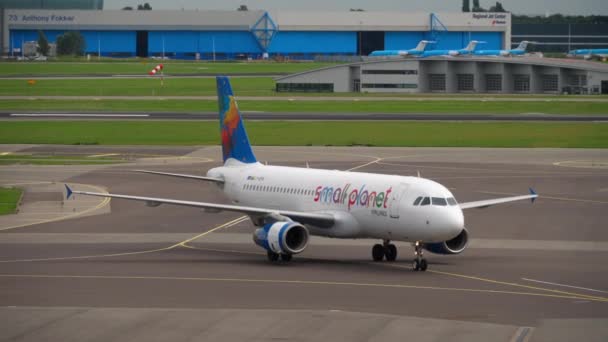 Amsterdam Paesi Bassi Luglio 2017 Smallplanet Airlines Airbus A320 Spa — Video Stock