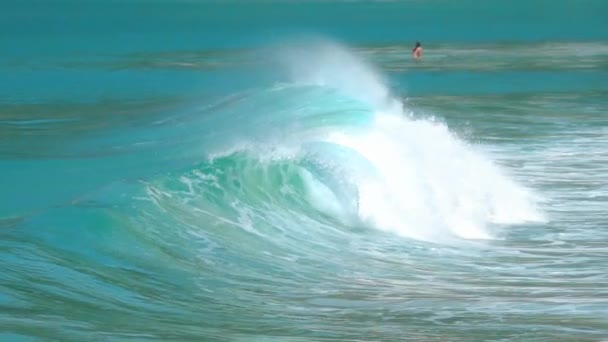 Waves on the beach of Nai Harn, Thailand — Stock Video