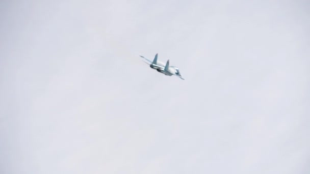 Sukhoi Su-34 Fullback durante il volo dimostrativo — Video Stock