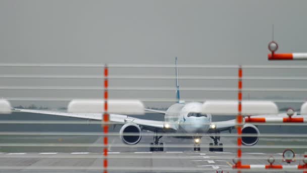 Taxi Cathay Pacific Airbus A350 — Video Stock