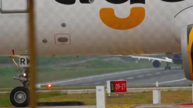 Kaplan Air Airbus 320 açmak pist