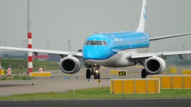 KLM Cityhop Embraer 190 taksifikasyon
