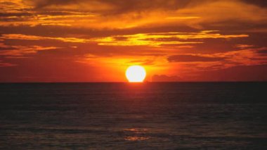 günbatımı okyanus