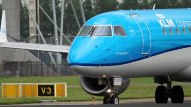 KLM Cityhop Embraer 190 taksifikasyon