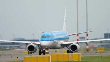 KLM Cityhop Embraer 190 taksifikasyon
