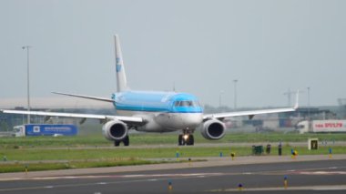 KLM Cityhop Embraer 190 taksifikasyon