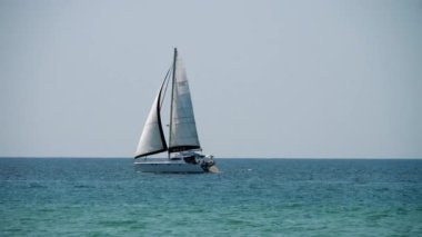 Phuket yakınındaki Lüks Yat