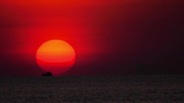 Phuket 'te gün batımı manzarası