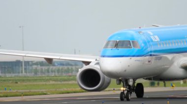 KLM Cityhop Embraer 190 taksifikasyon