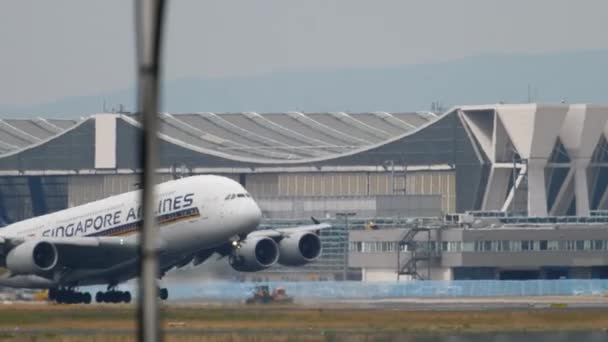 Airbus 380 Singapore Airlines despegue — Vídeos de Stock