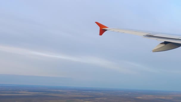 Vista aérea desde el avión de salida — Vídeos de Stock