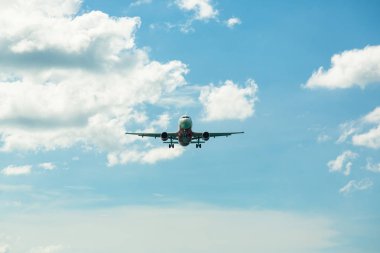 Tepegöz uçan airbus