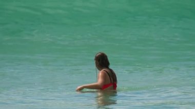 Dalgalar üzerinde çift