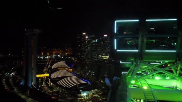 Widok miasta od diabelskiego młyna Singapore Flyer — Wideo stockowe